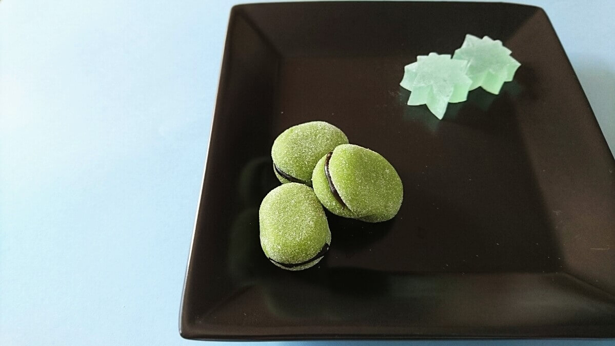お茶菓子のご注文 すはま 琥珀 練り切りを作りました まめはる